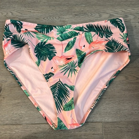 NWT! Birds in Paradise High-Waisted Cross-Front Bikini Swim Bottoms - Large 💎 - Picture 5 of 6